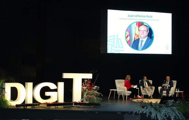 El Gobierno regional destaca ante el empresariado de Herencia los 210 millones de euros que Castilla-La Mancha destina a la transformación digital