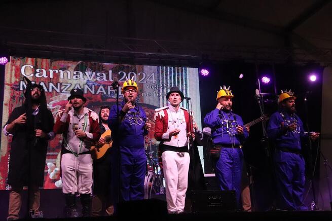 La Chirigota del Airón trajo a Manzanares un trocito del Carnaval de Cádiz