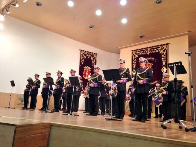 Imagen: La Banda de la JdC presenta a la ciudad sus nuevos uniformes en un espléndido concierto en el Paraninfo