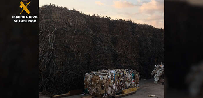 La Guardia Civil desarticula una organización dedicada al transporte ilegal de residuos plásticos hacia Asia