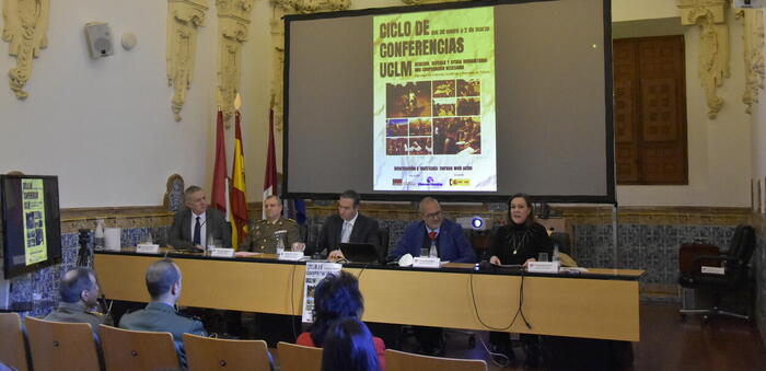 La UCLM celebra en el Campus de Toledo el ciclo de conferencias “Derecho, defensa y ayuda humanitaria”