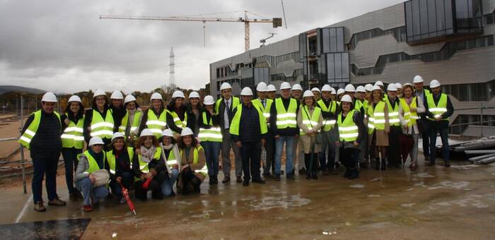 Los responsables de los servicios sanitarios cierran planes funcionales y asistenciales con la última visita a las obras del nuevo Hospital de Cuenca