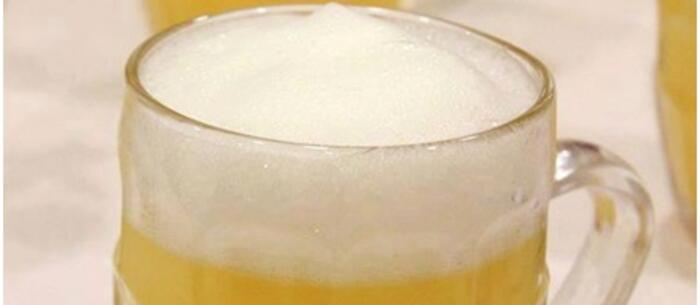 Falsa cerveza de Piña y mango con espuma de Leche merengada – NANO LAVIN